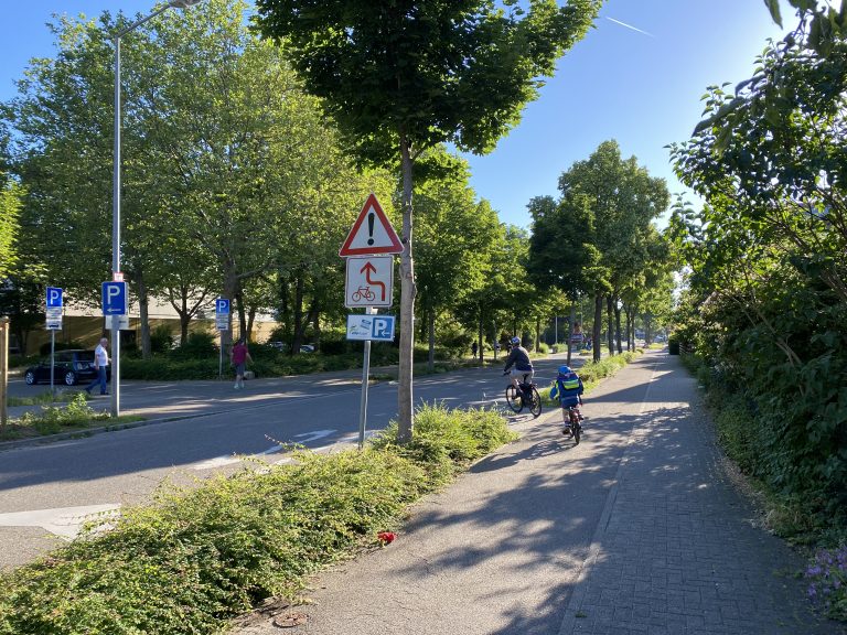 Pressemitteilung: GRÜNE fordern mehr Sicherheit durch Fahrradstraßen vor Speyerer Schulen